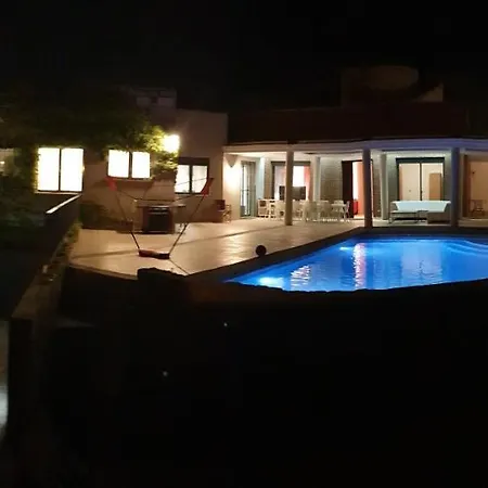 Villahuerta,Es Pool And Jacuzzi, Just For Quiet People *